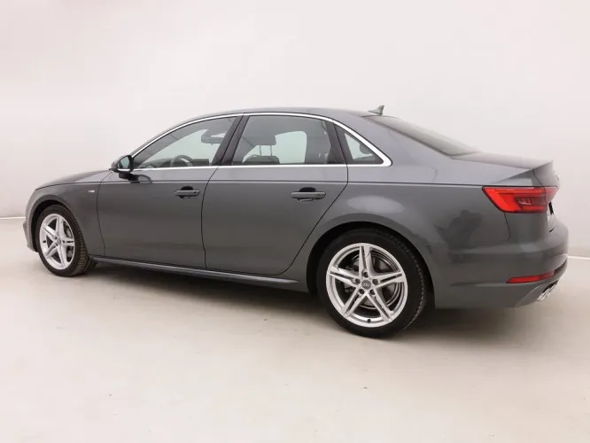 Audi A4 2.0 TDi 190 S-Line + GPS + LED Lights + Adaptiv Crui Image 3