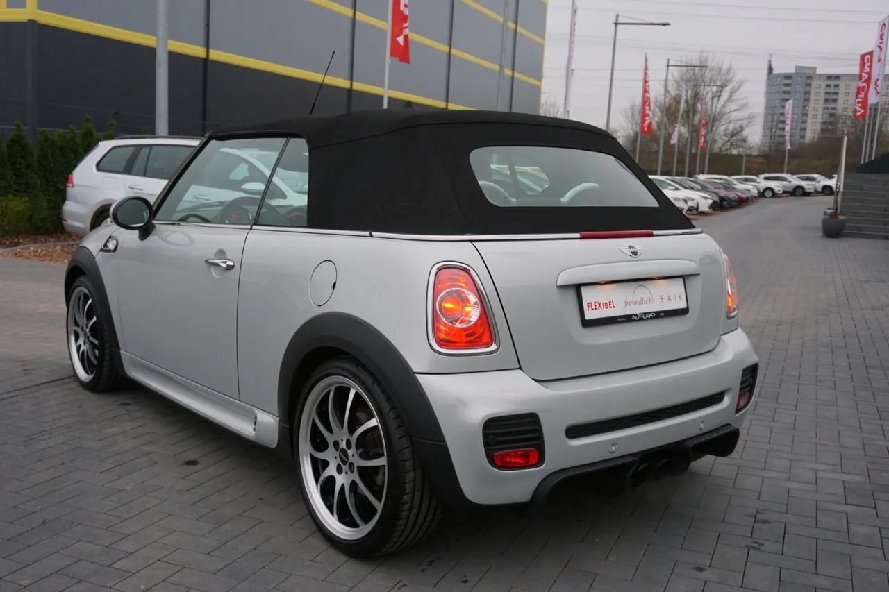 MINI Mini Cabrio Cooper S Navi...  Image 2