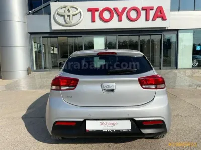 Kia Rio 1.4 CVVT Cool