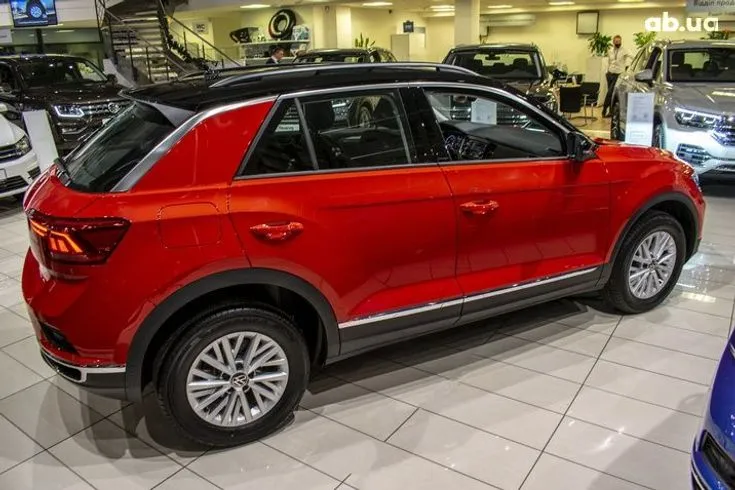 Volkswagen T-Roc 1.5 TSI АТ (150 л.с.) Image 4